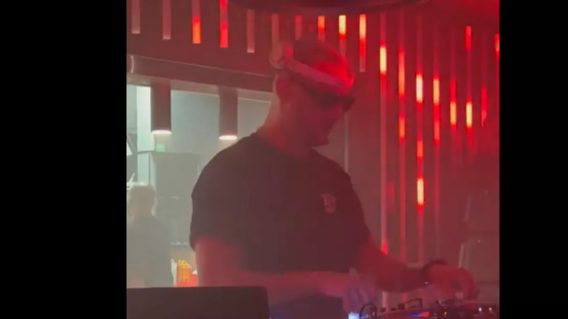 DJ Snake a transformé le McDo des Champs-Élysées en club