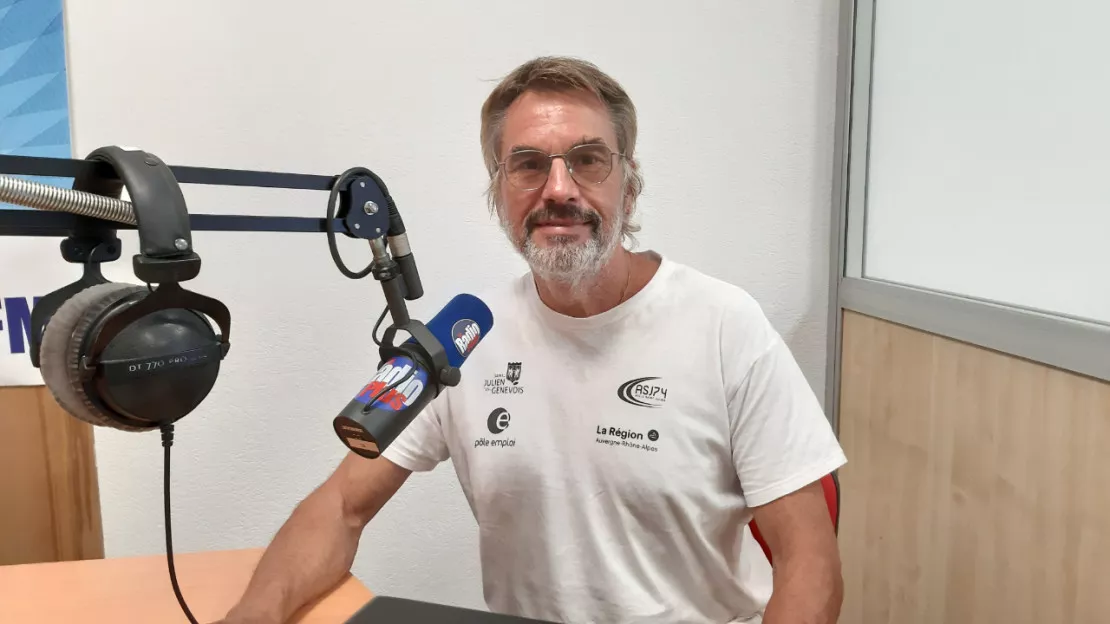 Fin provisoire de la traversée de l'Atlantique en hydrocycle pour le navigateur chablaisien Didier Bovard (interview)