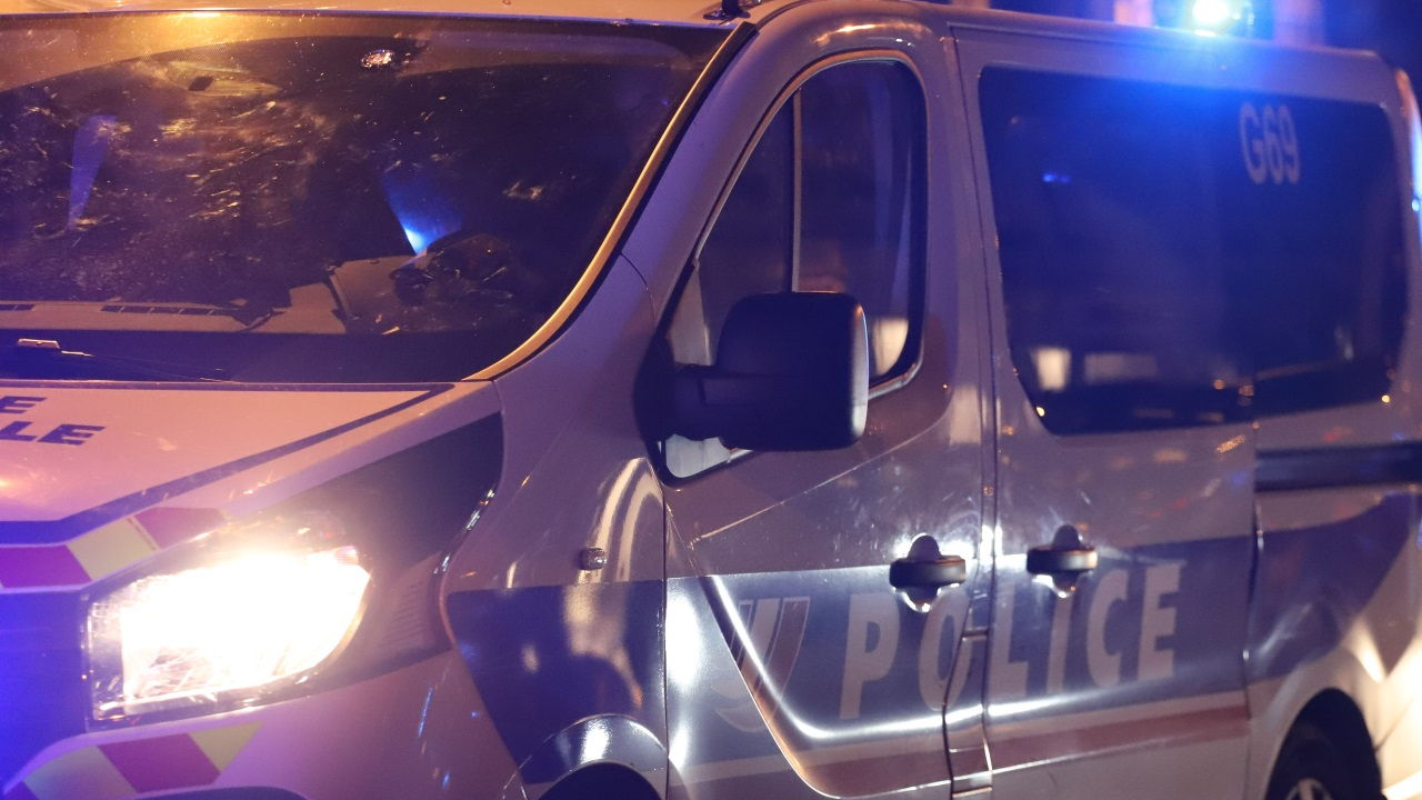 Annecy : après une fuite en voiture, un conducteur alcoolisé termine dans un fossé Annecy : après une fuite en voiture, un conducteur alcoolisé termine dans un fossé