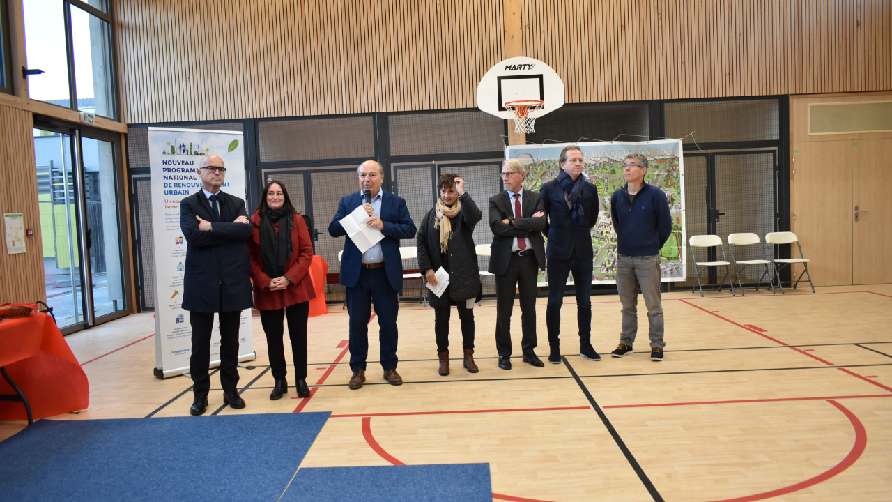 Annemasse : le gymnase du groupe scolaire des Hutins complètement rénové