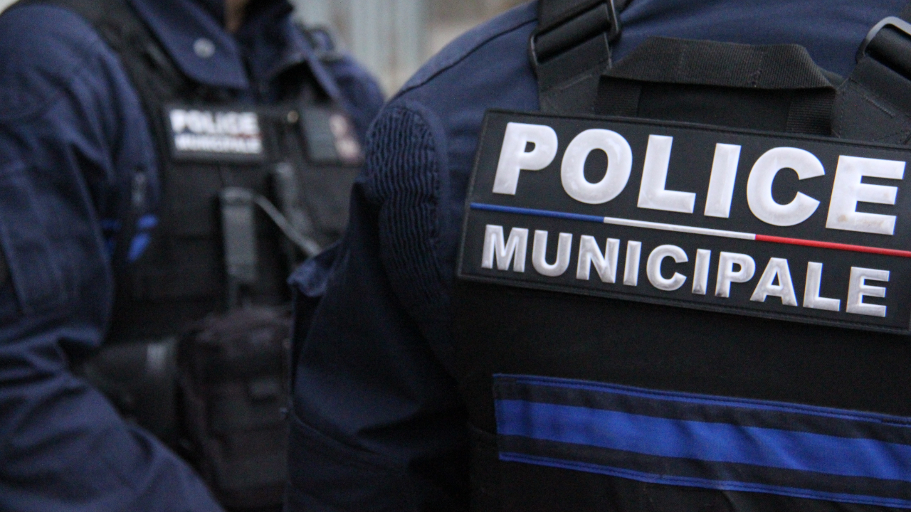 Annemasse : Recherché pour des menaces de mort... il est arrêté pour défaut d'assurance Annemasse : Recherché pour des menaces de mort... il est arrêté pour défaut d'assurance