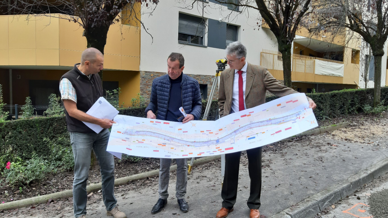 Des travaux qui commencent et d'autres qui s'achèvent à Thonon (interview) Des travaux qui commencent et d'autres qui s'achèvent à Thonon (interview)