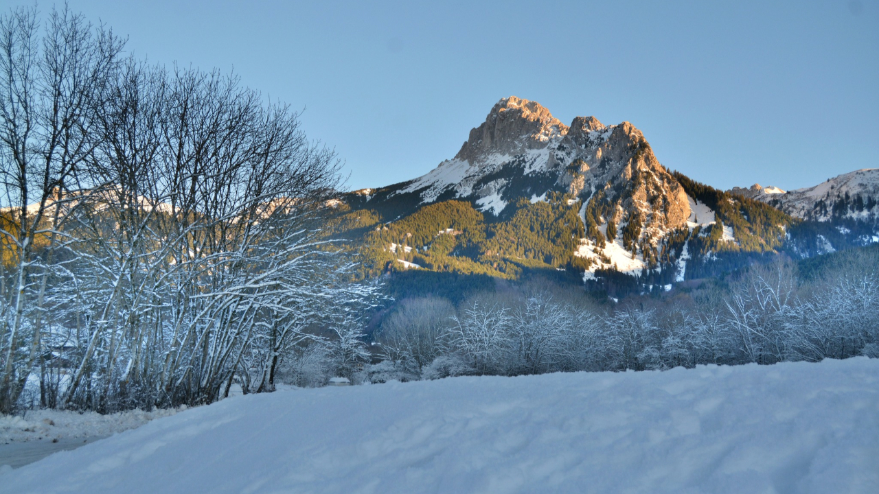 Drame sur la Dent d'Oche: un randonneur de 20 ans a fait une chute mortelle