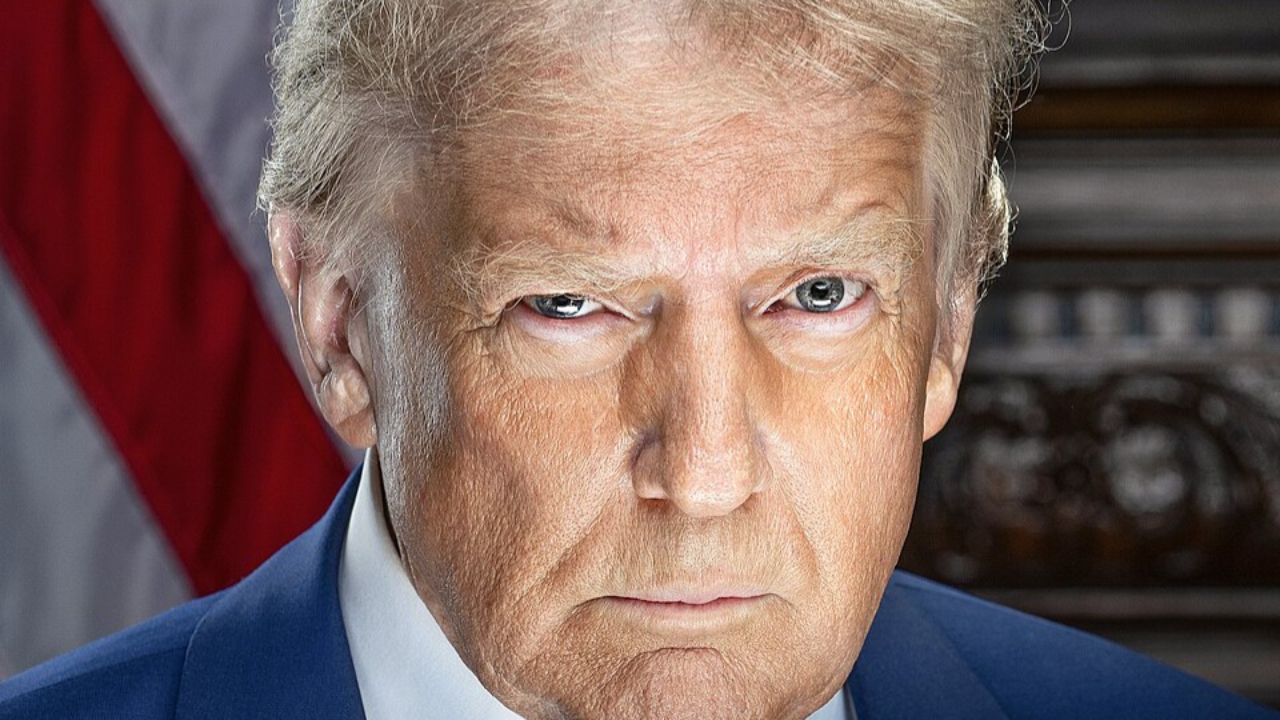 Evian : Le G7 pourrait être décalé à cause de l'anniversaire de Donald Trump Evian : Le G7 pourrait être décalé à cause de l'anniversaire de Donald Trump