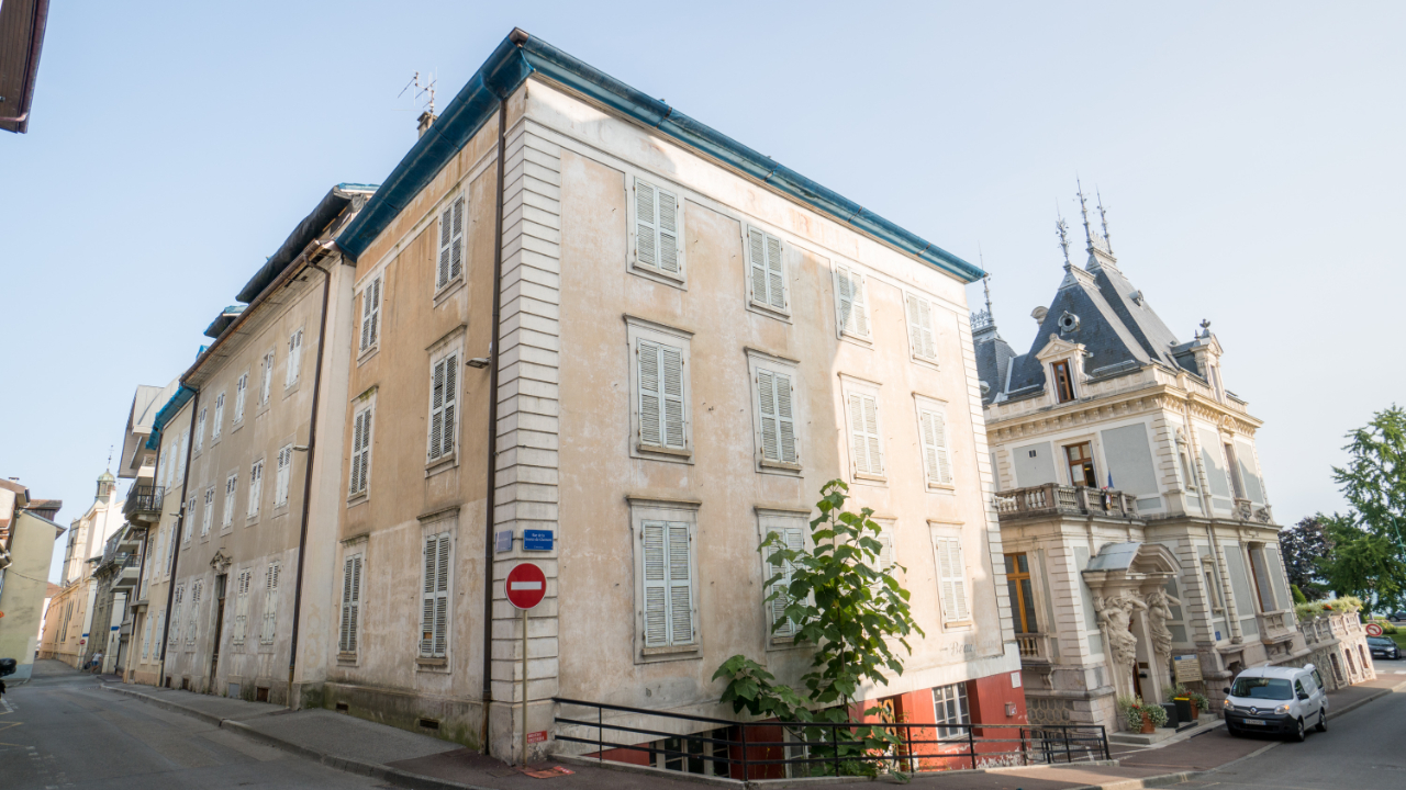 Evian : quel avenir pour l'ancien h&ocirc;tel Beau-Rivage ?