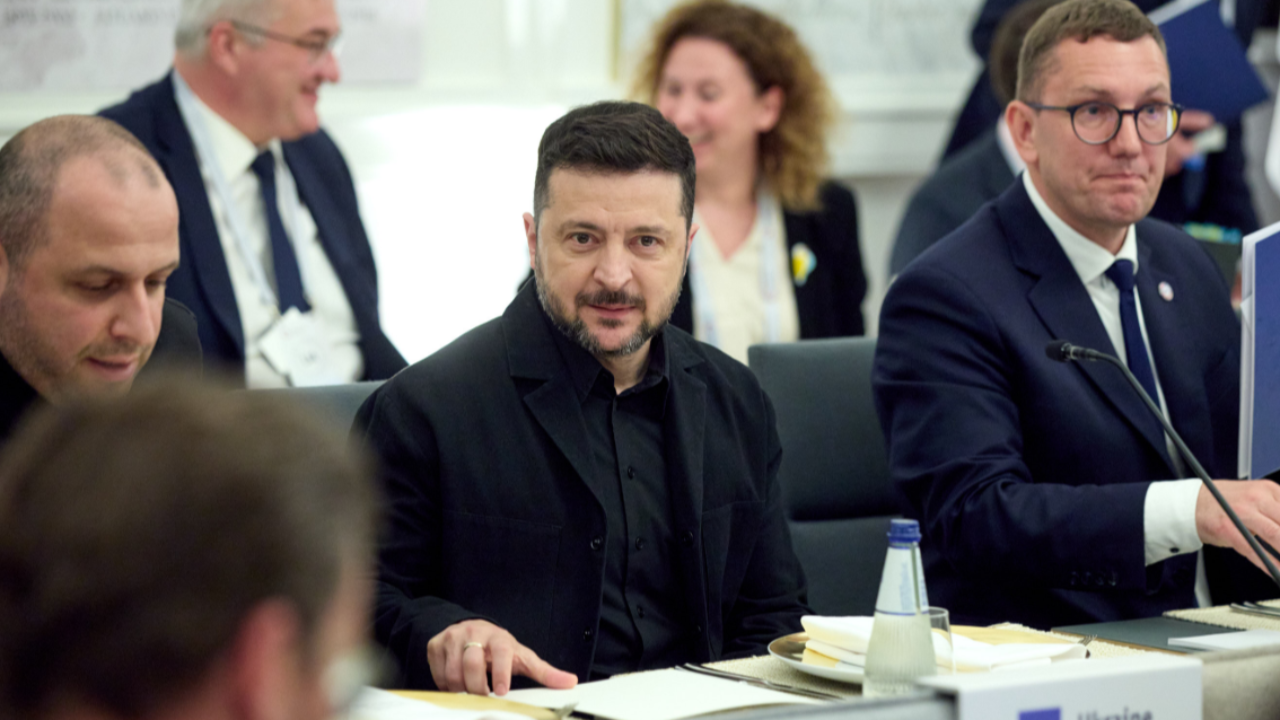 Evian : Volodymyr Zelensky attendu pour le G7 par Emmanuel Macron Evian : Volodymyr Zelensky attendu pour le G7 par Emmanuel Macron