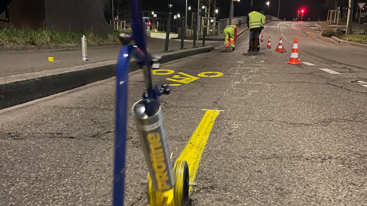 Extinction Rebellion s’attaque à une autre piste cyclable à Genève