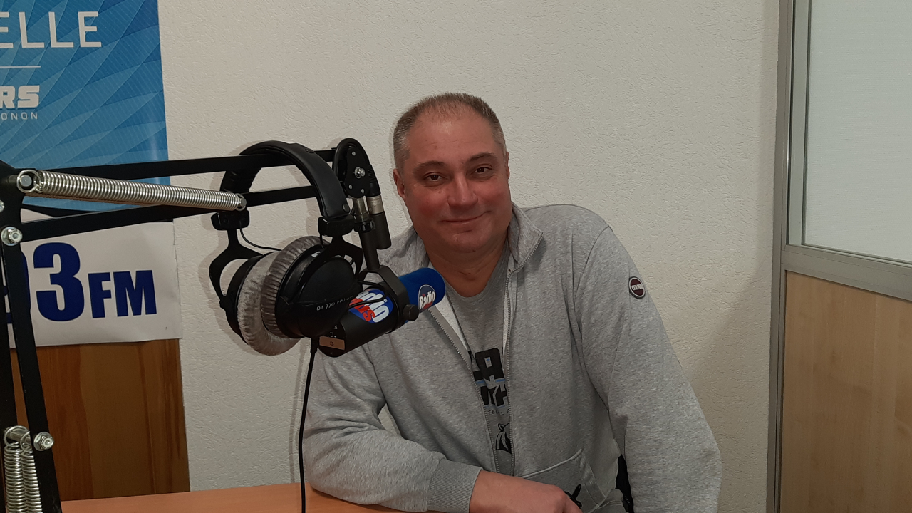 Football américain à Thonon : les tourangeaux contre les savoyards (interview) Football américain à Thonon : les tourangeaux contre les savoyards (interview)