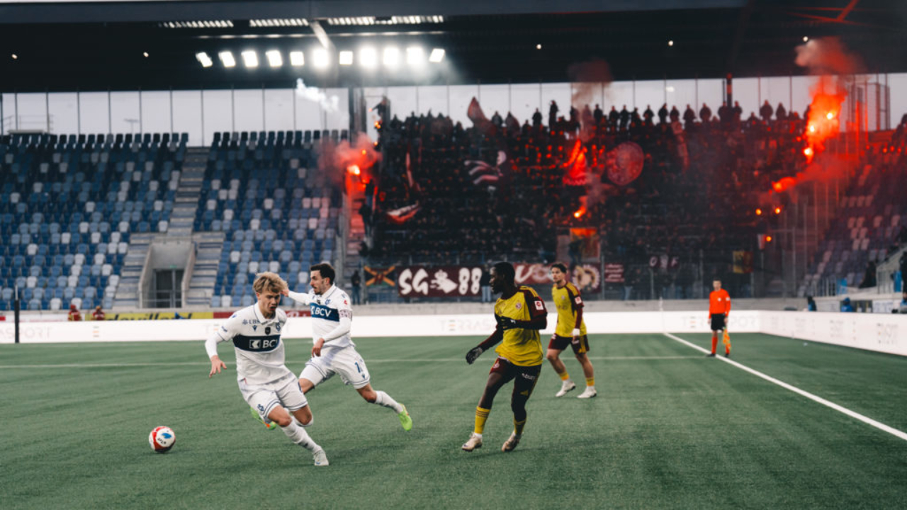 Football : Les élus vaudois veulent plus d'encadrement autour des supporters Football : Les élus vaudois veulent plus d'encadrement autour des supporters