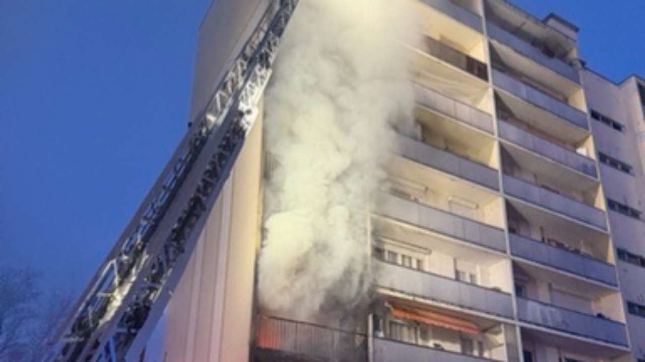 Gaillard : 10 personnes évacuées et un homme de 63 ans hospitalisé après un incendie