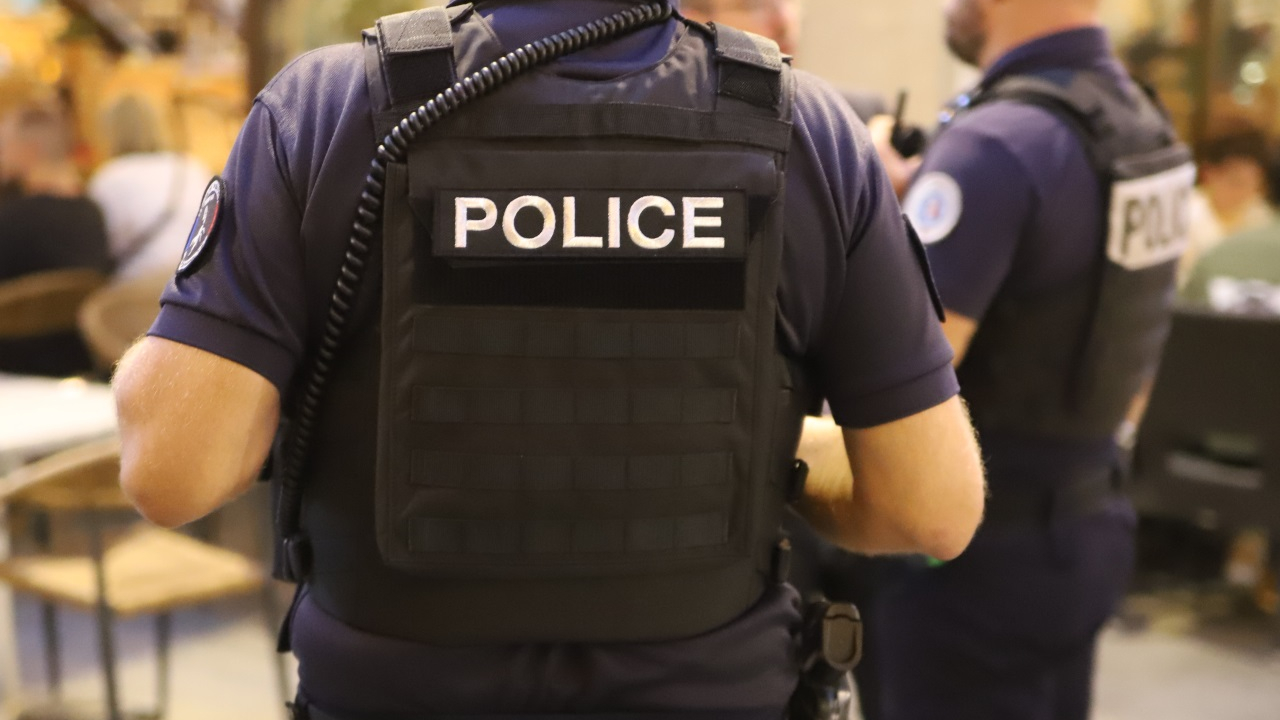 Haute-Savoie : il n’accepte pas d’être exclu de son logement et menace son ancien colocataire avec un tournevis