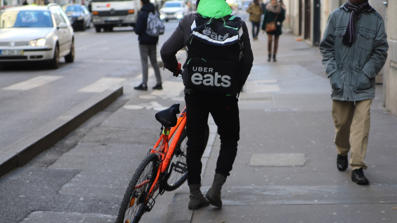 Haute-Savoie : l’application Uber Eats débarque dans une nouvelle ville, découvrez laquelle