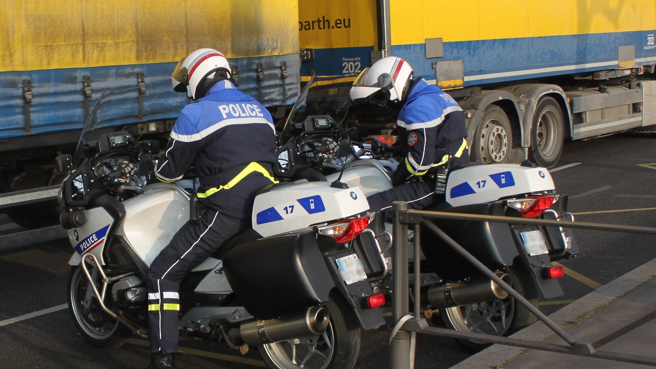 Immigration irrégulière à la frontière suisse : une vaste opération de contrôle en Haute-Savoie et dans l'Ain