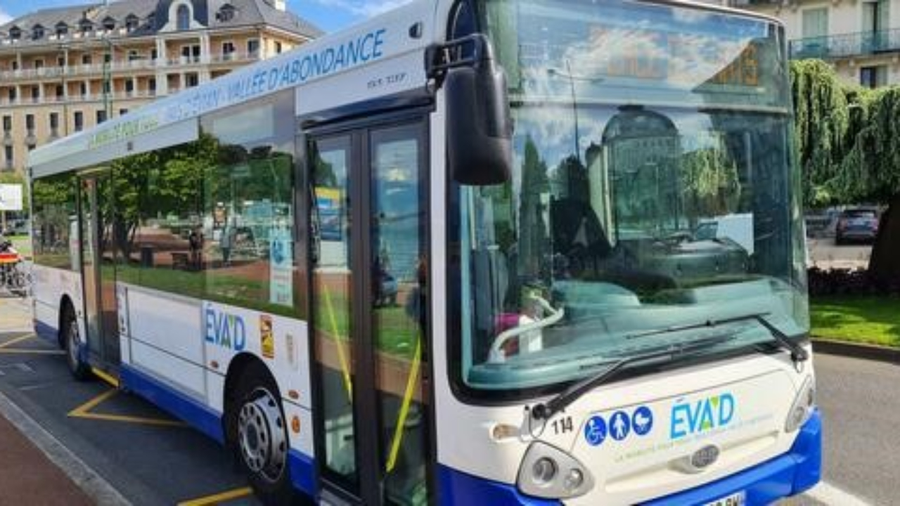 La ligne 10 des transports en commun &Eacute;VA&rsquo;D est prolong&eacute;e jusqu&rsquo;&agrave; la gare de Saint-Gingolph Suisse (interview)