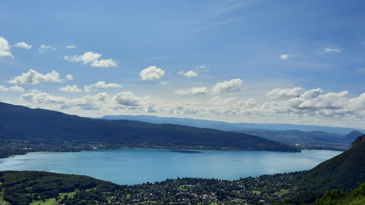 Lac d’Annecy : une voie verte plus large