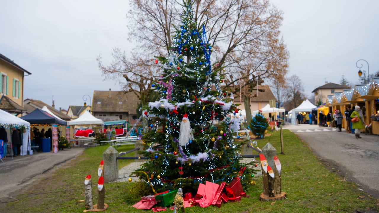 Les 1er, 2 & 3 décembre Excenevex se transforme en village de Noël (interview)