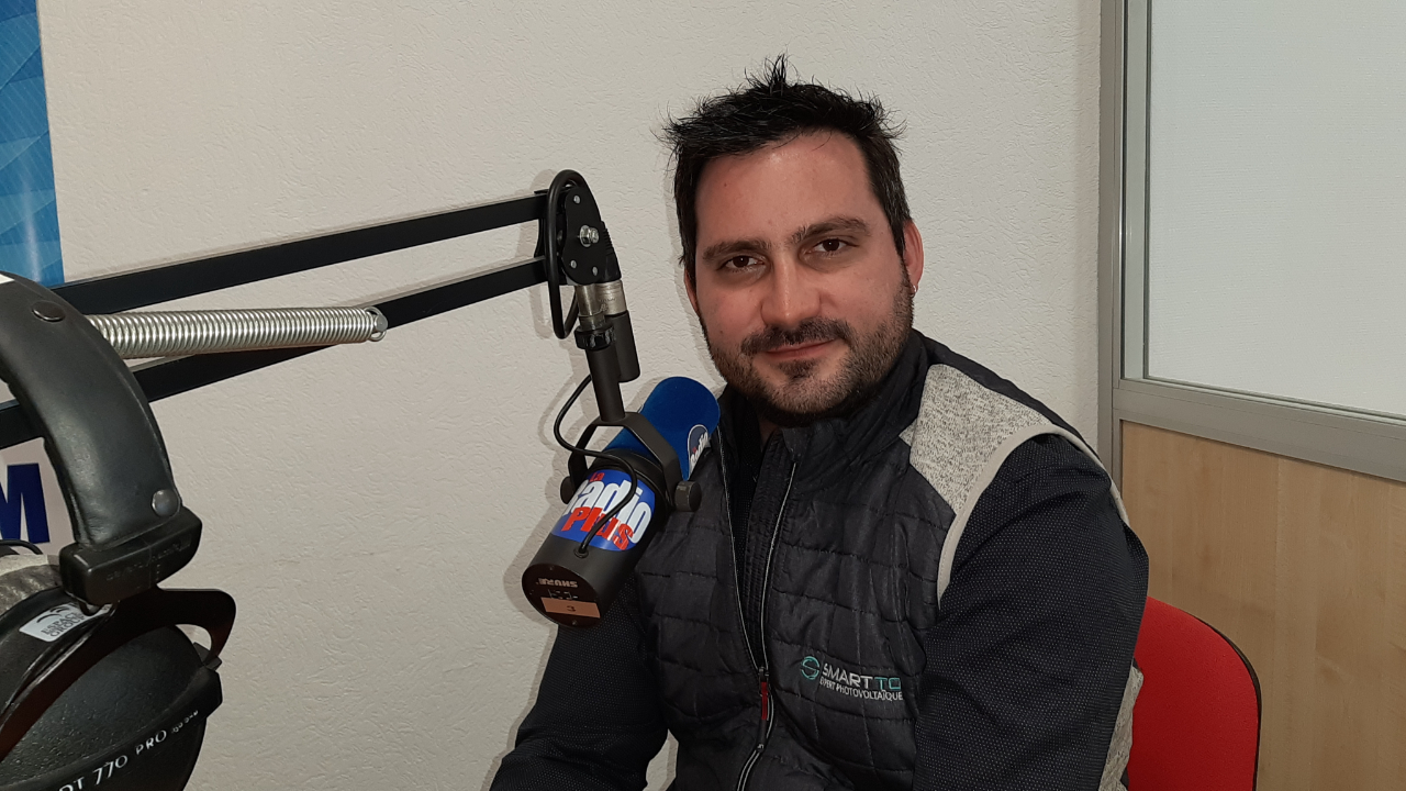 Les panneaux solaires un investissement intéressant pour réduire sa facture d'électricité ou de chauffage ? (interview)