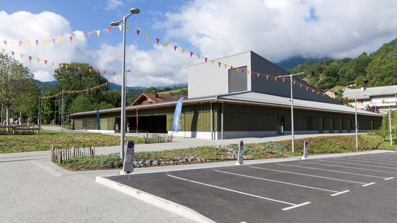 Sallanches: une école de Musique, de danse et de théâtre inaugurée