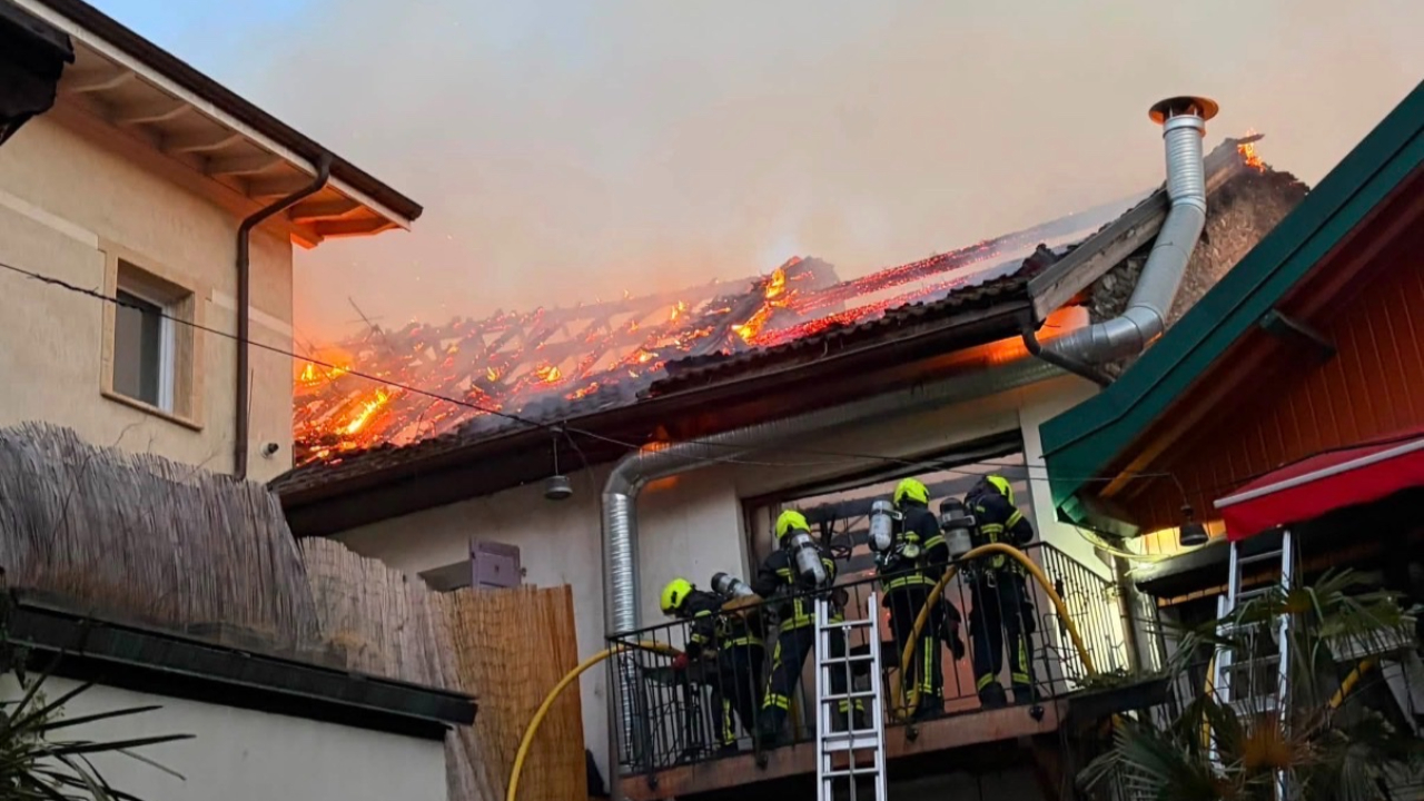 Thonon : Incendie dans la vieille ville, quatre appartements détruits Thonon : Incendie dans la vieille ville, quatre appartements détruits