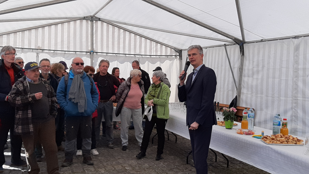 Thonon : une opération "nettoyage de la ville" couronnée de succès (interviews) Thonon : une opération "nettoyage de la ville" couronnée de succès (interviews)