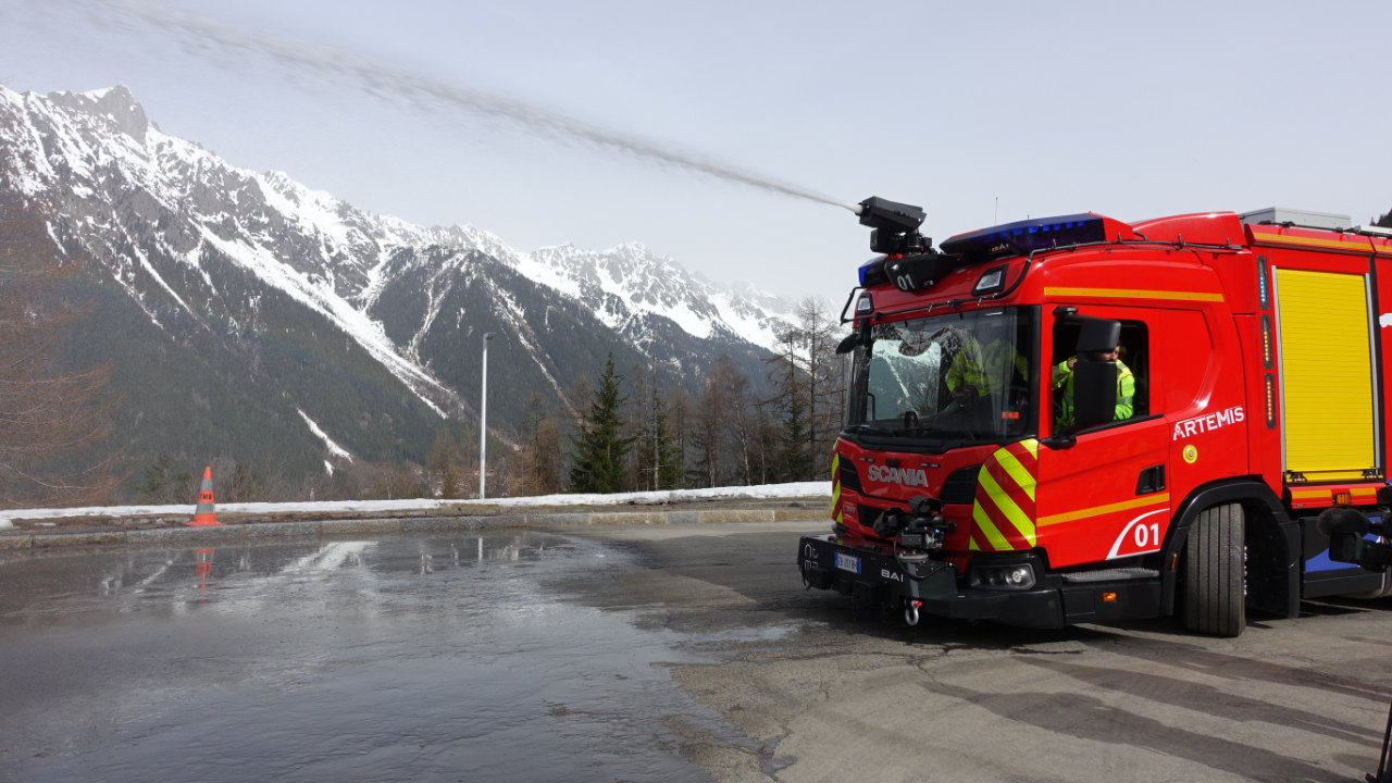 Tunnel du Mont-Blanc : Un nouveau v&eacute;hicule pour la s&eacute;curit&eacute; du Tunnel du Mont-Blanc