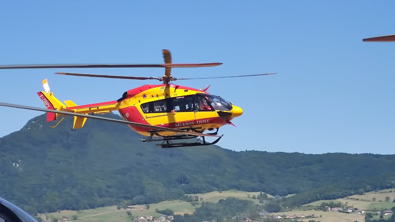 Un alpiniste perd la vie dans une chute sur le Mont-Blanc Un alpiniste perd la vie dans une chute sur le Mont-Blanc
