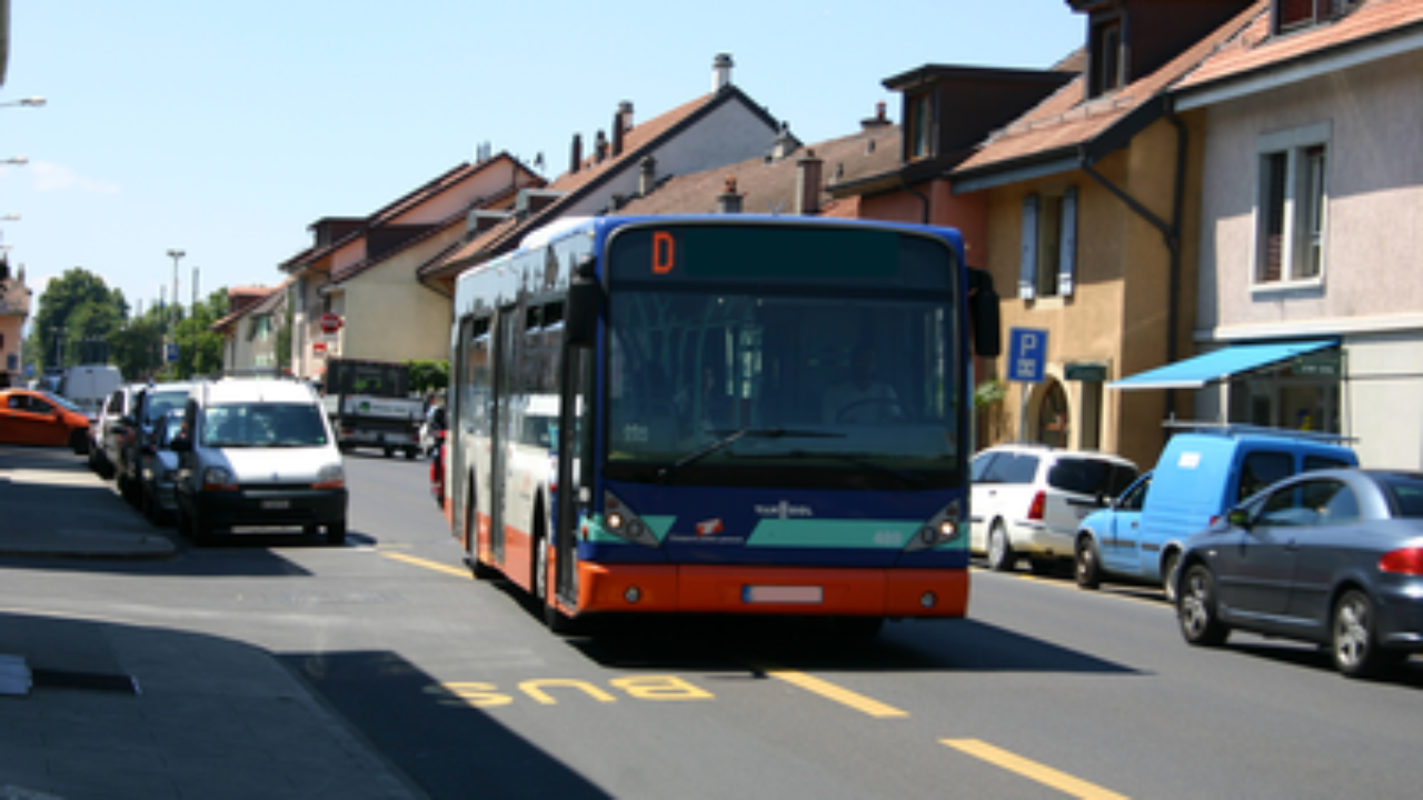 Une nouvelle ligne TPG dédiée aux plages Genevoises
