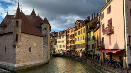 &Agrave; Annecy, l&rsquo;encadrement des loyers divise le conseil municipal