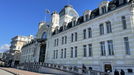 A Evian, l'exposition "Paris Bruxelles 1880-1914" a pris place au Palais Lumière (interview)