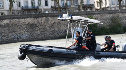 &Agrave; Gen&egrave;ve, des v&eacute;los et m&ecirc;me un banc public retrouv&eacute;s au fond du Rh&ocirc;ne