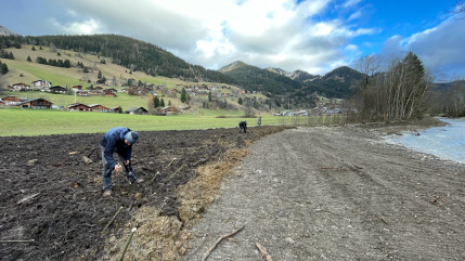 A la Chapelle d'Abondance, les berges de la Dranse ont été restaurées après les crues de la fin 2023.