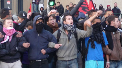 Annecy : la pluie freine la mobilisation des lyc&eacute;ens ce jeudi