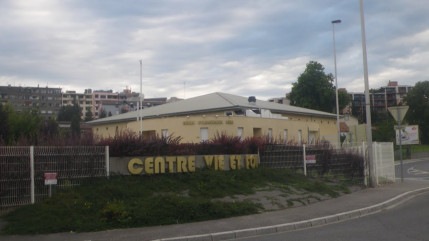 Annemasse : responsables politiques et des communautés religieuses ensemble pour un après-midi de rencontre (interview) Annemasse : responsables politiques et des communautés religieuses ensemble pour un après-midi de rencontre (interview)