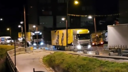 "C’est vraiment limite" : l’arrivée (trop) bruyante des camions du Tour de France ne passe pas chez certains habitants de La Plagne