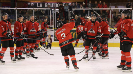 Chamonix : les Pionniers éliminés
