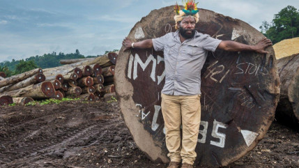 Evian : rencontre avec le chef papou Mundiya Kepanga