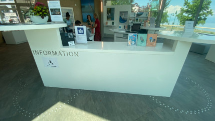 Evian Tourisme et Congrès obtient la marque nationale « Tourisme et Handicap » Evian Tourisme et Congrès obtient la marque nationale « Tourisme et Handicap »