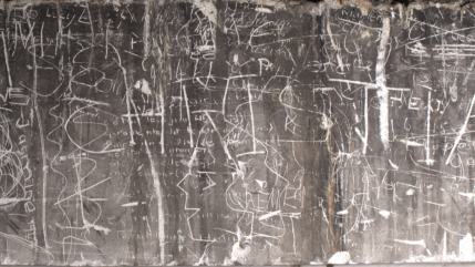 Genève : Des graffitis d'après-guerre découverts dans un ancien orphelinat