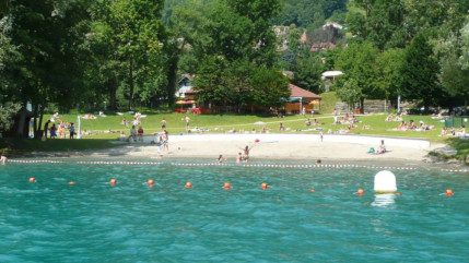 Genève : Des plages fermées face à la pollution