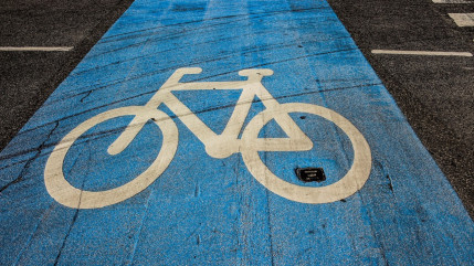 Genève : Vers des pistes cyclables avec du plastique ?