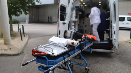 Haute-Savoie : une moto et une voiture se percutent &agrave; Sciez, cinq personnes hospitalis&eacute;es