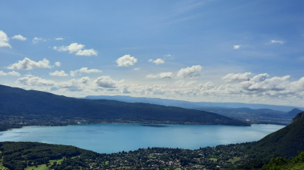 Lac d’Annecy : une voie verte plus large
