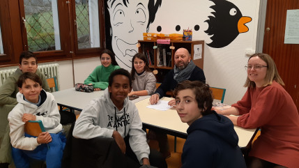 Le conseil des jeunes est lanc&eacute; &agrave; Evian (interviews)