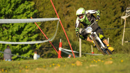 Les Gets : Les agriculteurs restent mobilis&eacute;s contre le projet de VTT de descente au Mont Ch&eacute;ry