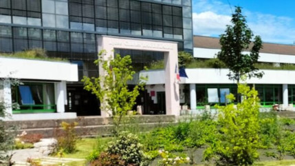 Lycée Baudelaire à Annecy : Des lycéens ratent 50 heures de cours, "ils savent que l'épreuve sera ratée"