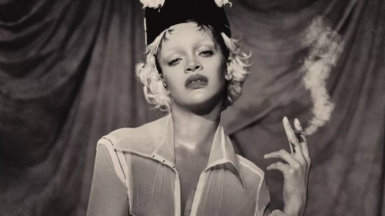 Rhianna tease un album à venir