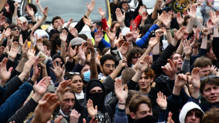 Savoie : la mobilisation lyc&eacute;enne rassemble plus de 1 000 personnes &agrave; Chamb&eacute;ry