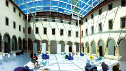 Thonon : "Regards sur le street art", l'expostion de  12 artistes de la collection de Pierre Gevaux (interview)