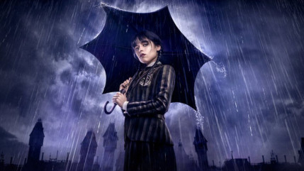 Tim Burton signe un succès international avec sa nouvelle série, « Mercredi »