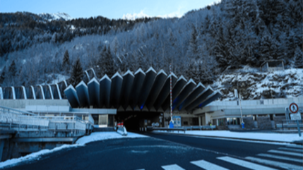 Tunnel du Mont-Blanc : Vers une fermeture de trois mois tous les ans pendant quinze ans ?